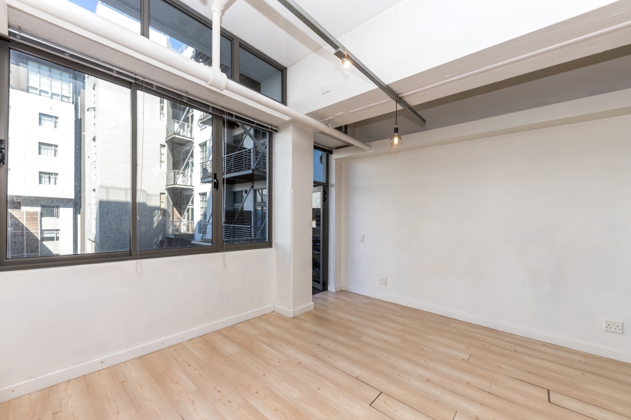 1 Bedroom Property for Sale in Salt River Western Cape